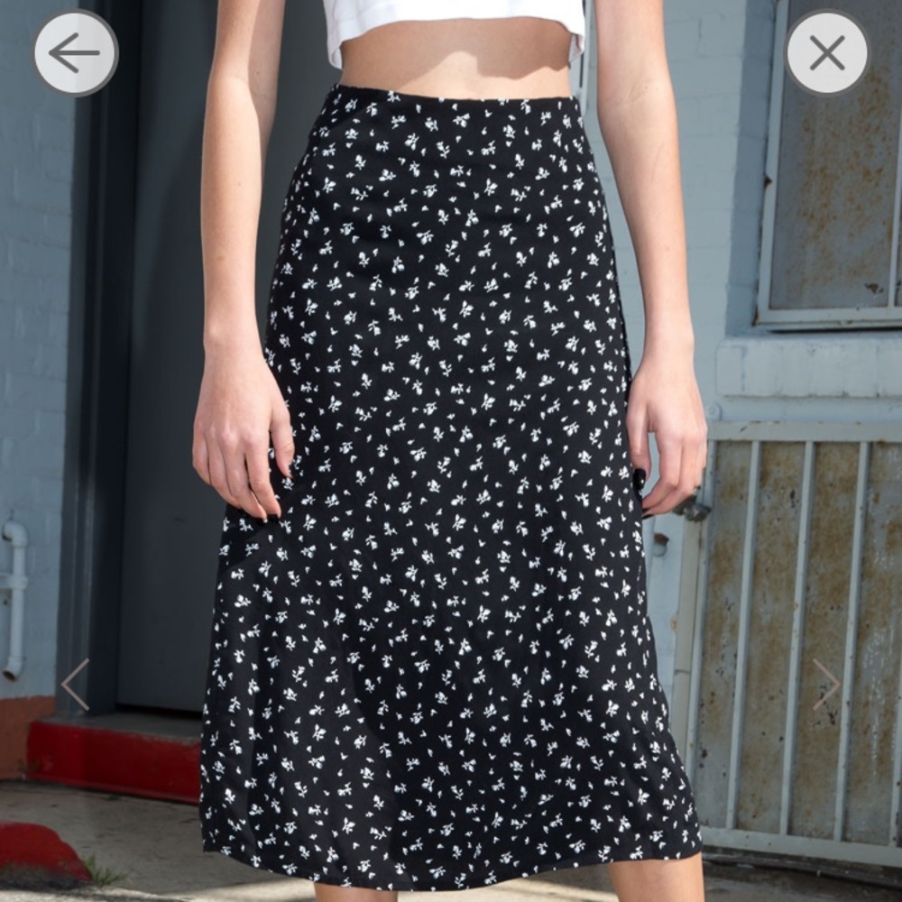 BRANDY MELVILLE PHOEBE SKIRT